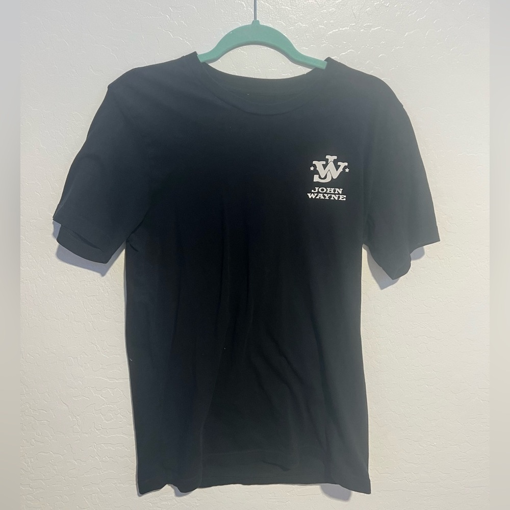 Black John Wayne tee
